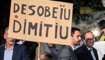 Un momento de las manifestaciones de este lunes en el Parlament.