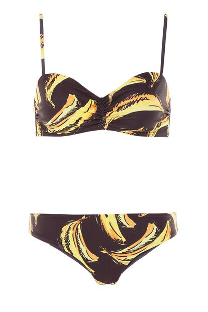 Bikini negro con divertido estampado de plátanos. Es de Bimba y Lola (rebajado de 58 a 40 euros).