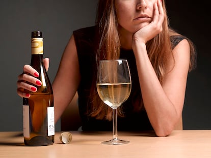 Muchas personas han buscado en el alcohol una vía de escape ante tanta incertidumbre.