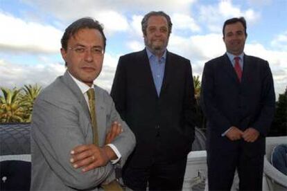 Riccardo Cavallero, Antonio López Lamadrid y Jesús Badenes (de izquierda a derecha), en Santander.