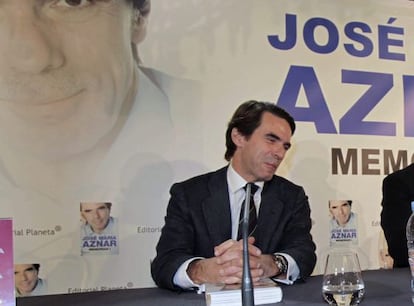 El expresidente del Gobierno José María Aznar durante la presentación sus memorias.