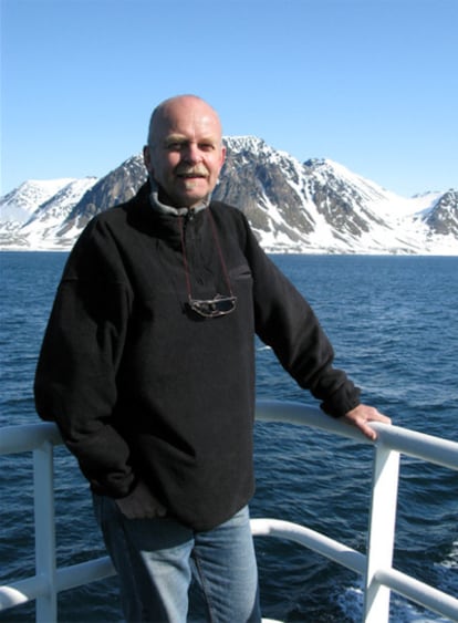 Terje Roalkvam, escultor noruego, ha sido invitado a la expedición científica al Ártico.