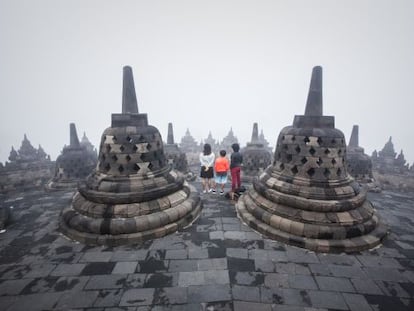 Bruma matinal en Borobudur