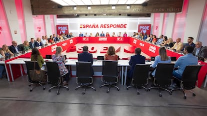 Reunión de la Ejecutiva Federal del partido celebrada el 16 de junio en la calle Ferraz, de Madrid.