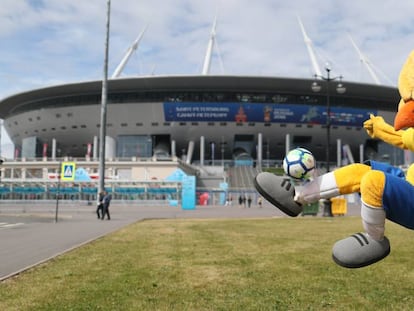 Ninguém segura o Canarinho Pistola na Rússia