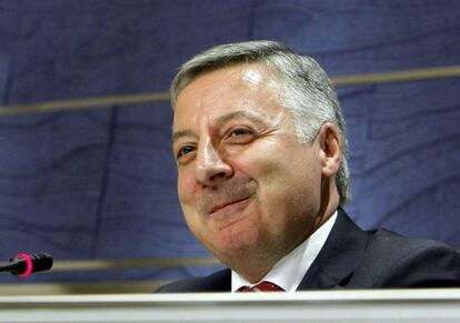 Former Cabinet minister Jos&eacute; Blanco during a press conference on Thursday.