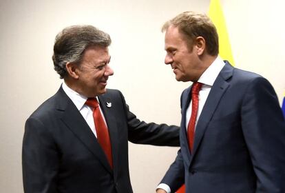 El presidente de Colombia, Juan Manuel Santos y el del Consejo de Europa, Donald Dusk.