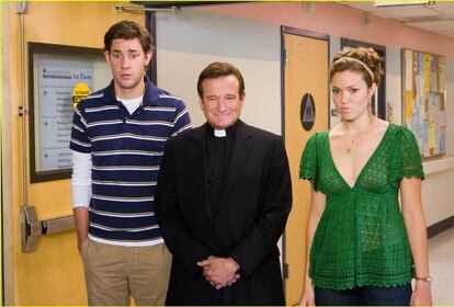 En 2007, Robin Williams interpretó a un sacerdote en la comedia 'Hasta que el cura nos separe'.