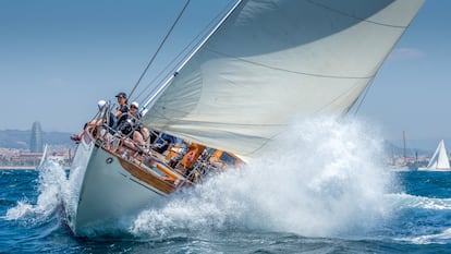 La regata Puig Vela Clàssica volverá a surcar las aguas de Barcelona del 9 al 12 de julio.