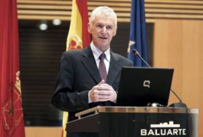 El vicegobernador del Banco de la Reserva Australiana (RBA, por sus siglas en inglés), Philip Lowe, dijo hoy que la fuerte apreciación de la divisa local y el aumento del ahorro doméstico han sido elementos positivos para la economía de su país.
