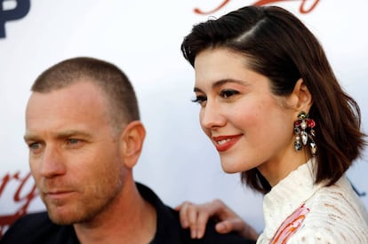 Los actores Ewan McGregor y Mary Elizabeth Winstead, el pasado mayo.