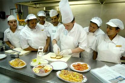 Curso de cocina para empleados de VIPS.