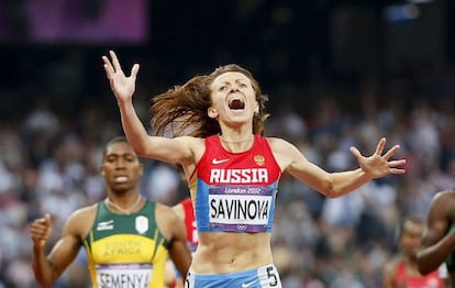 La rusa Mariya Savinova vence en los 800 de Londres 2012.