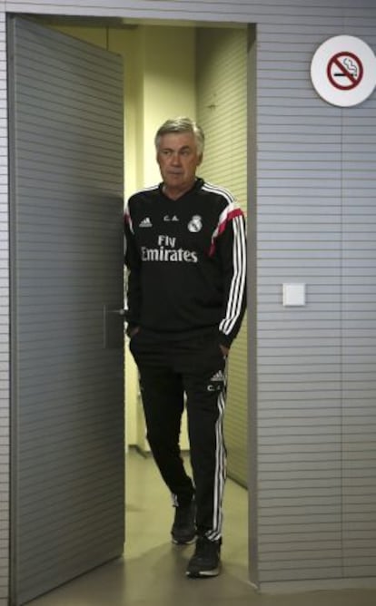 Ancelotti, abans d'una roda de premsa.