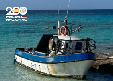 Detenido el patrón de un barco pesquero que trasladaba inmigrantes a Formentera