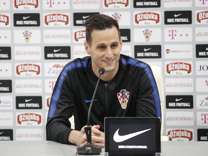 Nikola Kalinic atiende a la prensa en San Petersburgo.