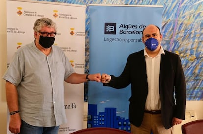 Aguas de Barcelona y el Ayuntamiento de Cornellà renuevan la alianza para no cortar el agua a nadie que no la pueda pagar.