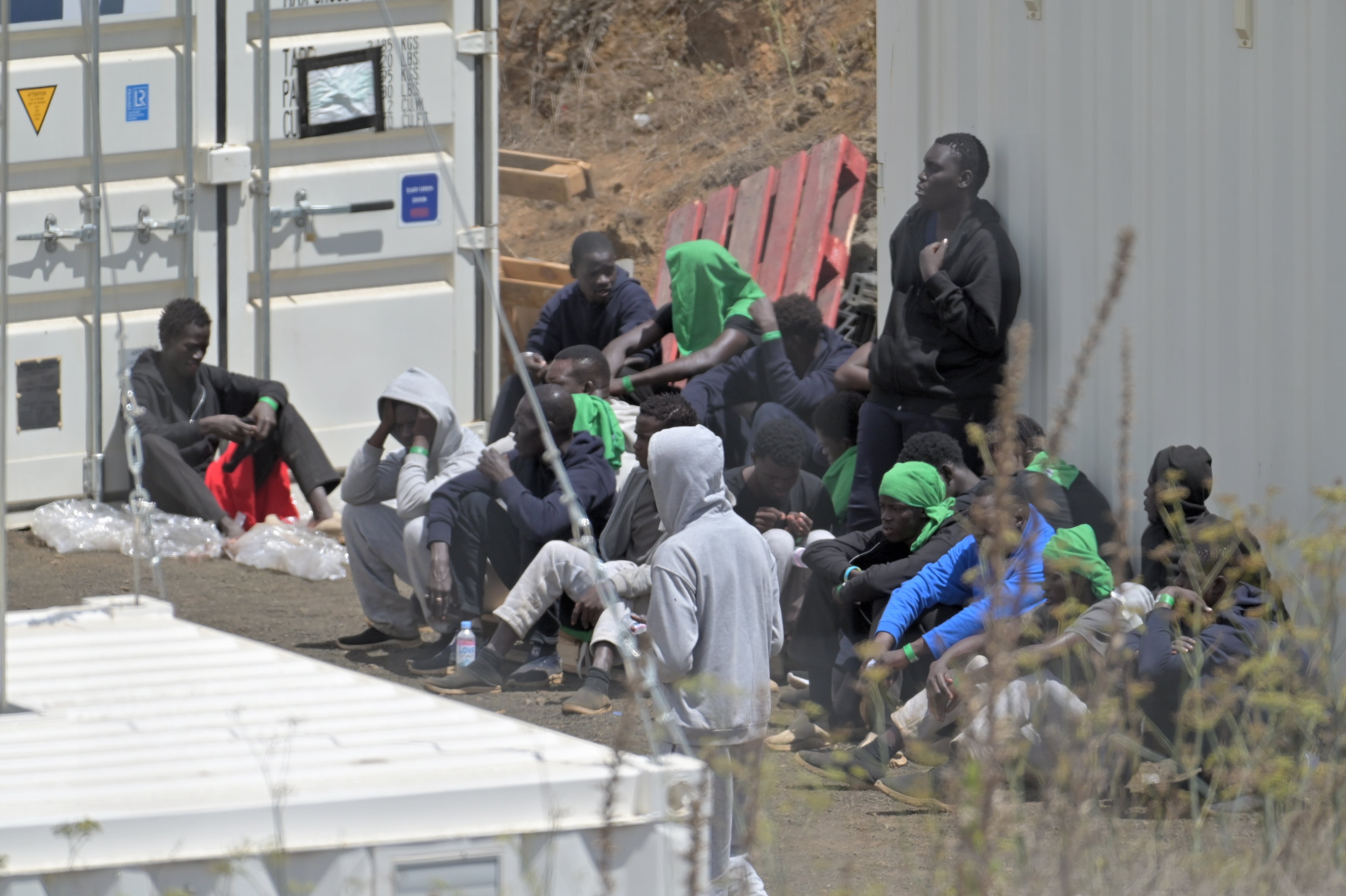 España realizó más de 2.500 expulsiones de migrantes en el primer trimestre, el quinto país de la UE con más expulsiones