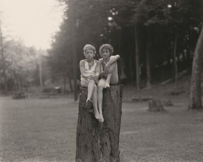 'Sin título', fotografía tomada en Eurana Park, Weatherly (Pensilvania), en 1982 por Judith Joy Ross.