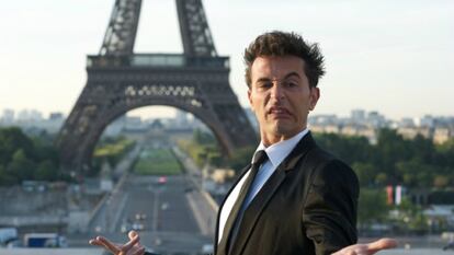 El cómico Olivier Giraud está triunfando con “How to become a Parisian in one hour”.