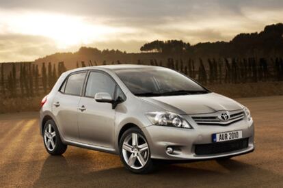 Toyota Auris 2010.