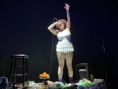 Esther F. Carrodeguas, en un momento de 'Lo único que verdaderamente quise toda la vida es ser delgada". '