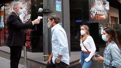 Control de temperatura para el acceso a una discoteca en Madrid.