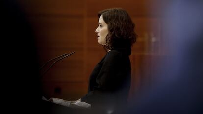 La presidenta regional, Isabel Díaz Ayuso, durante su intervención ante el pleno de este miércoles de la Asamblea de Madrid.