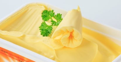 Uno de los 'hoax' más antiguos advierte (falsamente) que la margarina es casi plástico.