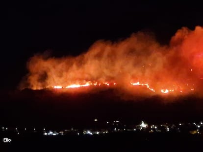 Imagen del incendio en la Serra Segària, publicada en la cuenta de X de Elio Alsina.