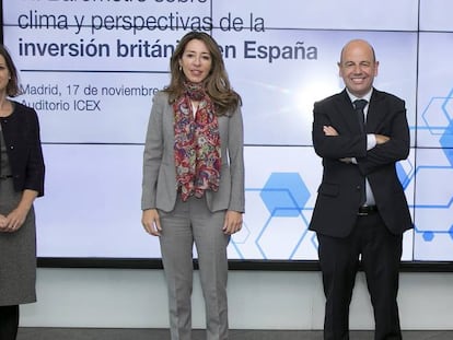 De izquierda a derecha, Sarah Cowley, Deputy Head of Mission de la Embajada británica en España; Xiana Méndez, secretaria de Estado de Comercio; Luis Pardo, presidente de la Cámara de Comercio Británica en España; y María Peña, consejera delegada de ICEX.
 