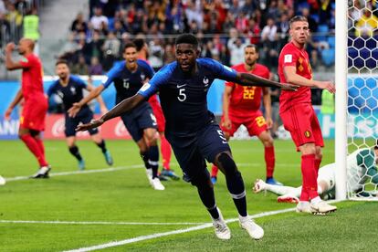 Samuel Umtiti celebra el tanto marcado ante la selección de Belgica.