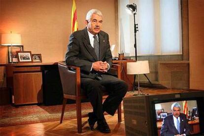 Pasqual Maragall, durante la grabación televisada del discurso institucional con motivo de la Diada.