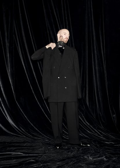 Demna Gvasalia, director creativo de Balenciaga.