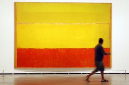 La obra <i>Sin título</i> (1952 - 1953), de Mark Rothko, es una de las 80 piezas expuestas en el Guggenheim dentro de la muestra <i>Abstracción pictórica 1949 - 1969</i>.