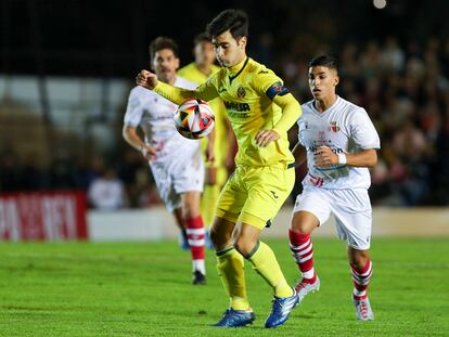 Manu Trigueros durante el partido entre el Chiclana CF y el Villarreal CF, encuentro de la primera ronda de la Copa del Rey.