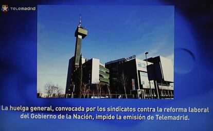 Imagen que emite Telemadrid, anunciando el seguimiento de la huelga.