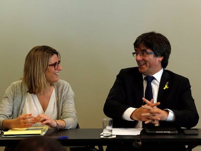 Carles Puigdemont junto a Elsa Artadi en Berlín. 