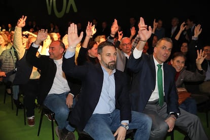 Vox leader Santiago Abascal (l), with Javier Ortega Smith (r).