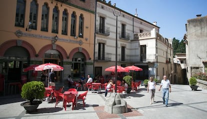 La barra de Roland, a la pla&ccedil;a principal.