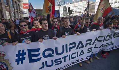 Concentración por la equiparación salarial de la Policía, en 2017.