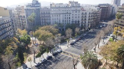 La calle de Arag&oacute; a la altura de la plaza Letamendi, a media ma&ntilde;ana un d&iacute;a de la semana pasada.