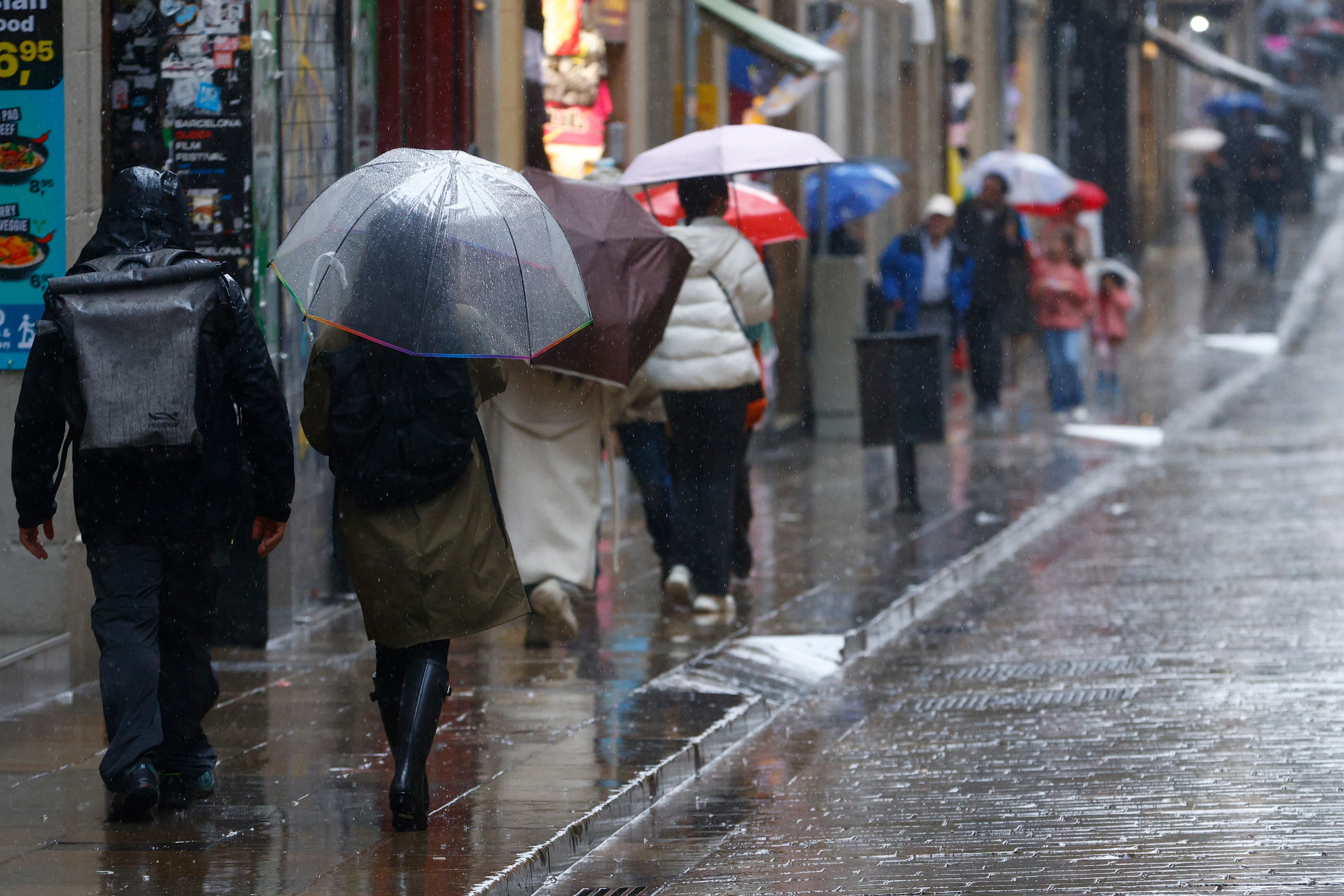 El temporal que afecta este fin de semana a Cataluña entra por el sur en forma de lluvia
