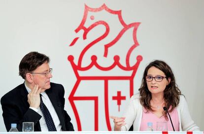 El presidente de la Generalitat valenciana, Ximo Puig, y la vicepresidenta, Mónica Oltra, este viernes.