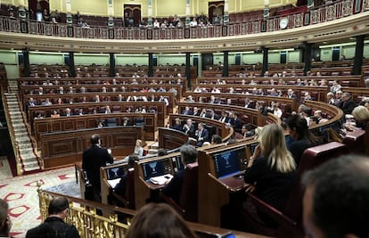 Spanish PM Mariano Rajoy addressing Congress.