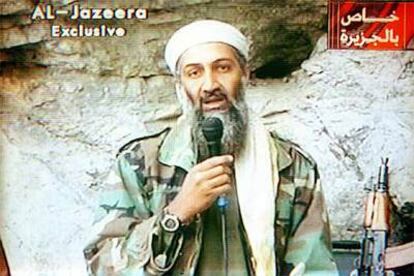 Imagen de Bin Laden, difundida por la cadena árabe de televisión Al Yazira.