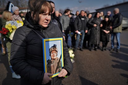 Funeral y entierro de Yana Rijlitska.