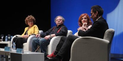 Elena Domínguez, Alberto Corazón, Elvira Lindo y Jesús Alcoba, en el Festival Eñe 2018. 