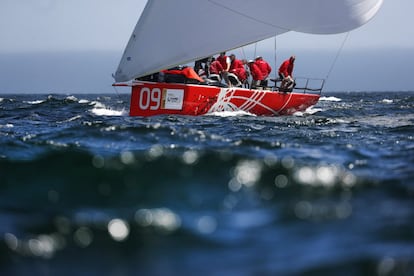 El yate Provezza compite en la regata 52 Super Series en Ciudad del Cabo (Sudáfrica).