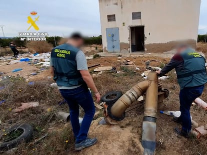 La Guardia Civil refuerza las actuaciones de vigilancia e inspección de recursos hídricos para evitar las extracciones ilegales de agua.